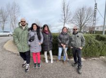 La portavoz con miembros de la Plataforma Arroyo Malpartida